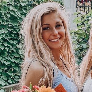 Meet your Posher, Dani